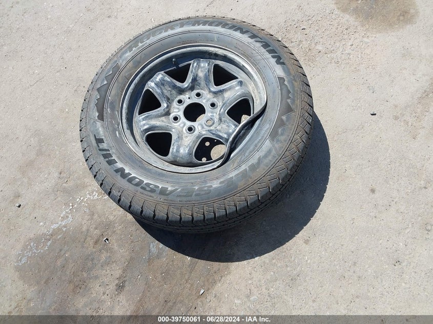 2017 Chevrolet Traverse Ls VIN: 1GNKRFKD0HJ351165 Lot: 39750061