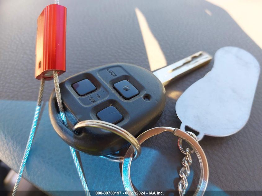 2003 Lexus Es 300 VIN: JTHBF30G036005365 Lot: 39750197