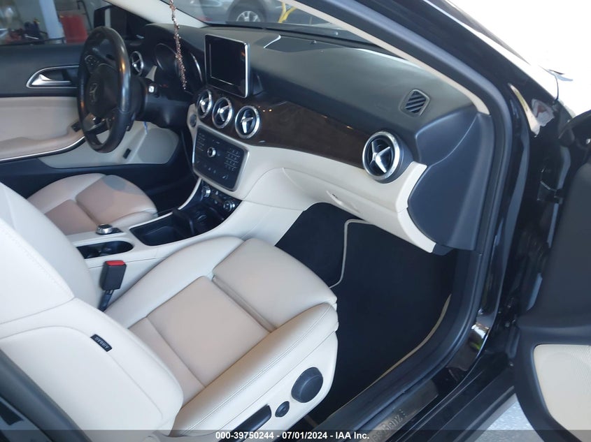 2016 Mercedes-Benz Gla 250 VIN: WDCTG4EB1GJ205299 Lot: 39750244