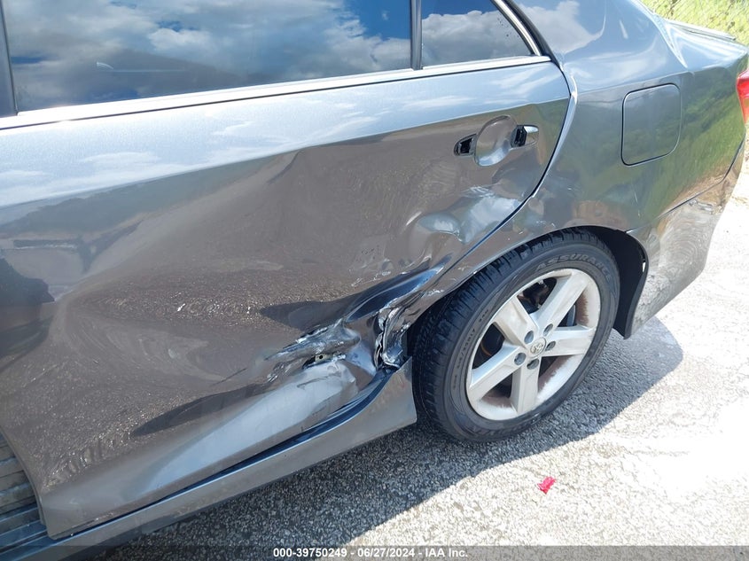 2013 Toyota Camry Se VIN: 4T1BF1FKXDU240740 Lot: 39750249