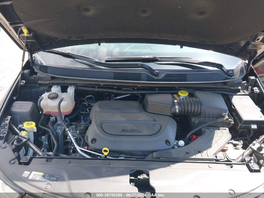 2024 Chrysler Pacifica Touring L VIN: 2C4RC1BG9RR101555 Lot: 39750295