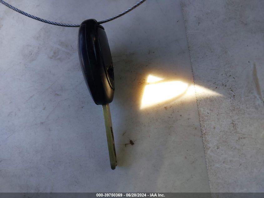 2003 Mini Cooper VIN: WMWRC33423TJ50304 Lot: 39750369