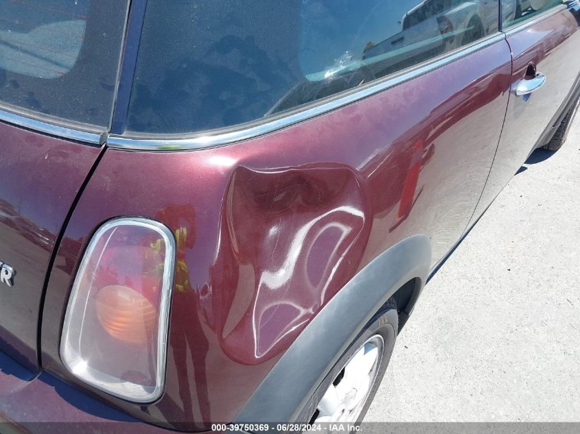 2003 Mini Cooper VIN: WMWRC33423TJ50304 Lot: 39750369