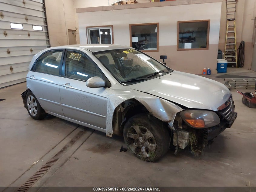 2009 Kia Spectra Ex VIN: KNAFE221495618819 Lot: 39750517