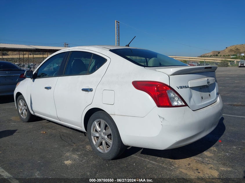 2013 Nissan Versa 1.6 Sl VIN: 3N1CN7AP1DL889339 Lot: 39750550