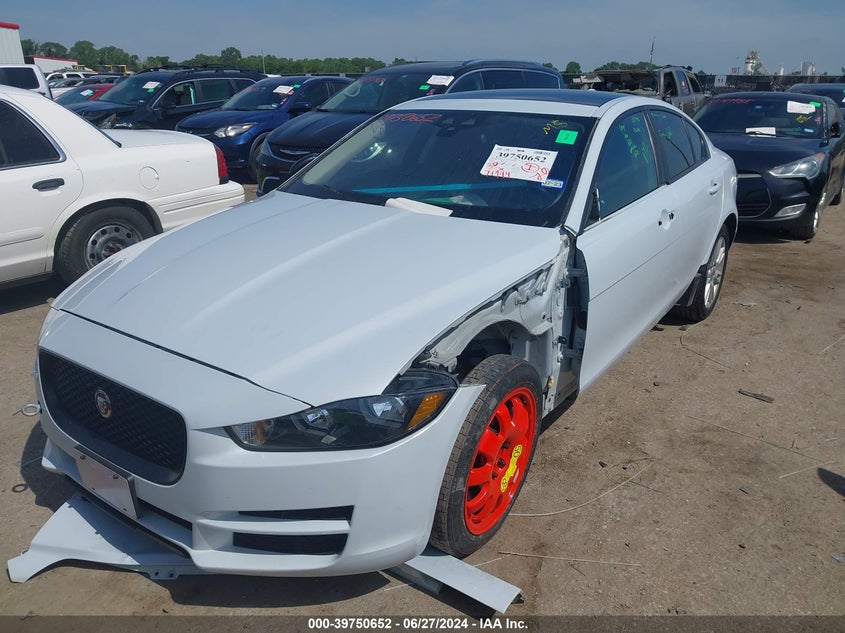 2018 JAGUAR XE PREMIUM - SAJAJ4FXXJCP21988