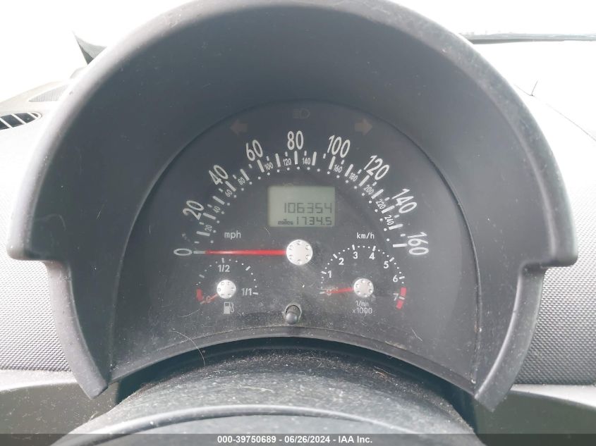 2004 Volkswagen New Beetle Gls 1.8T VIN: 3VWCD31Y24M334649 Lot: 39750689