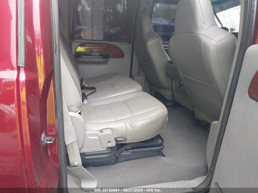 2005 Ford F250 Super Duty VIN: 1FTSW21P15EC67382 Lot: 39750691