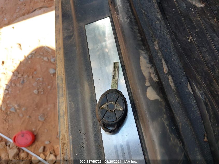 2005 Mini Cooper VIN: WMWRC33555TK60744 Lot: 39750723