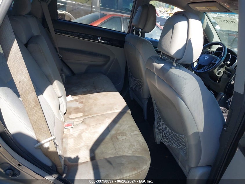 2011 Kia Sorento Lx VIN: 5XYKT3A13BG007630 Lot: 39750897