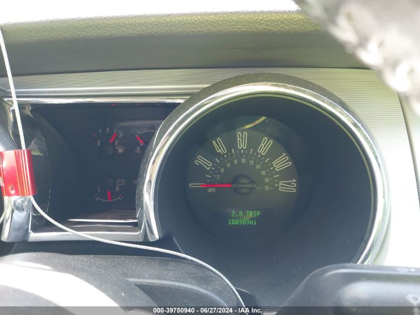 2006 Ford Mustang VIN: 1ZVHT80N365125247 Lot: 39750940