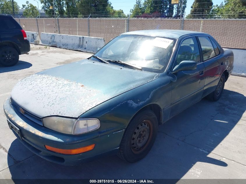 1992 Toyota Camry Le VIN: JT2SK12E6N0017693 Lot: 39751015