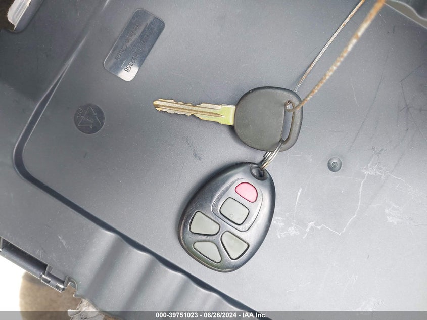 2007 Chevrolet Tahoe Ls VIN: 1GNFC13C17R257632 Lot: 39751023