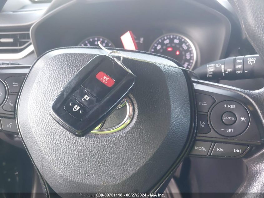 2021 Toyota Rav4 Xle/Xle Premium VIN: 2T3P1RFV1MW226827 Lot: 39751118