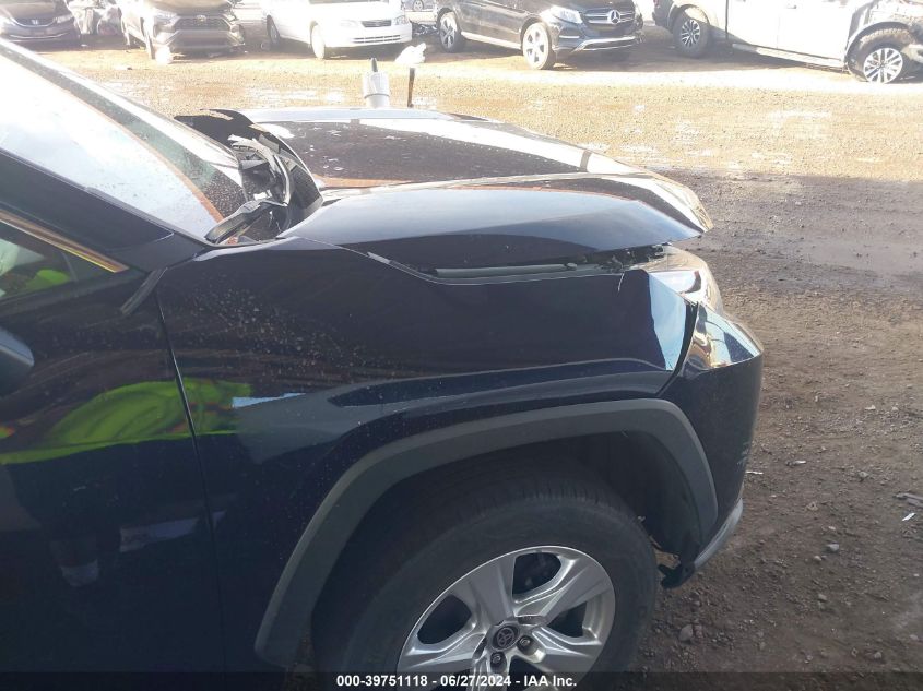 2021 Toyota Rav4 Xle/Xle Premium VIN: 2T3P1RFV1MW226827 Lot: 39751118