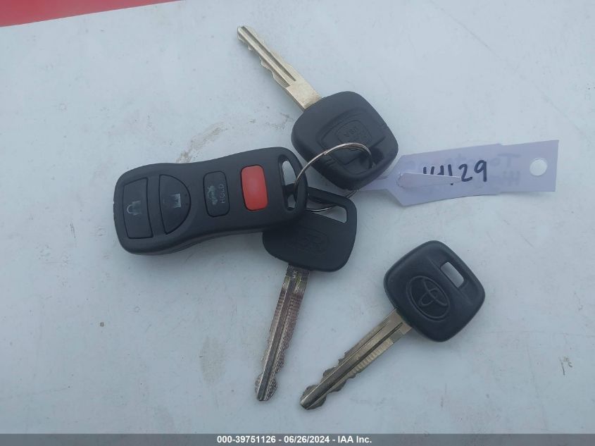 2005 Toyota Highlander V6 VIN: JTEEP21A450076781 Lot: 39751126