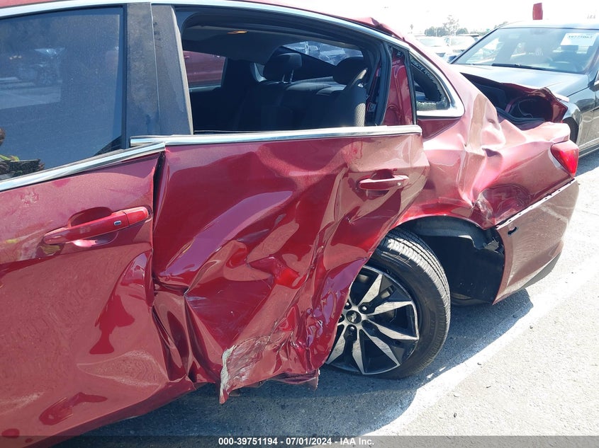 2018 Chevrolet Malibu Lt VIN: 1G1ZD5ST4JF117281 Lot: 39751194