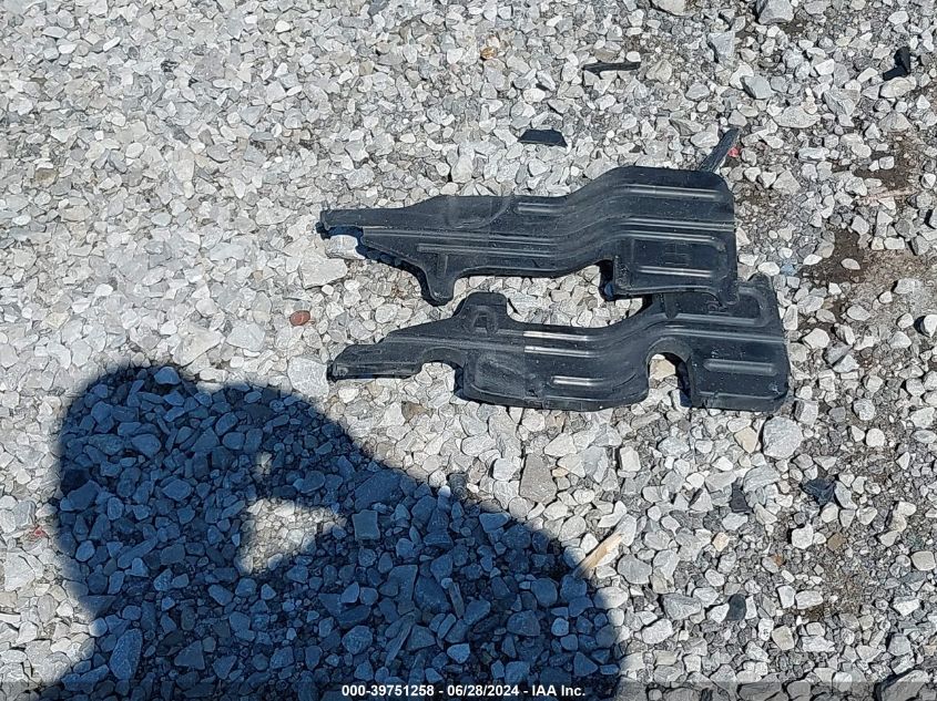 2011 Toyota Corolla Le VIN: JTDBU4EE4BJ089772 Lot: 39751258