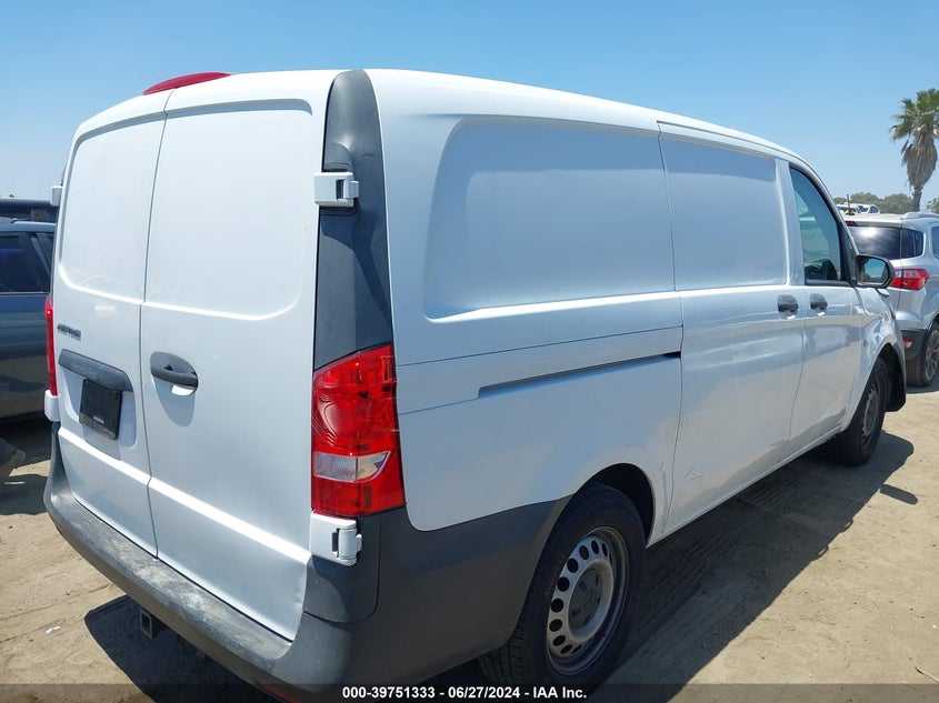 2018 Mercedes-Benz Metris VIN: WD3PG2EA7J3394985 Lot: 39751333