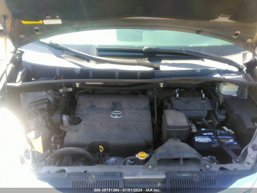 2013 Toyota Sienna Limited 7 Passenger VIN: 5TDDK3DC8DS069488 Lot: 39751394