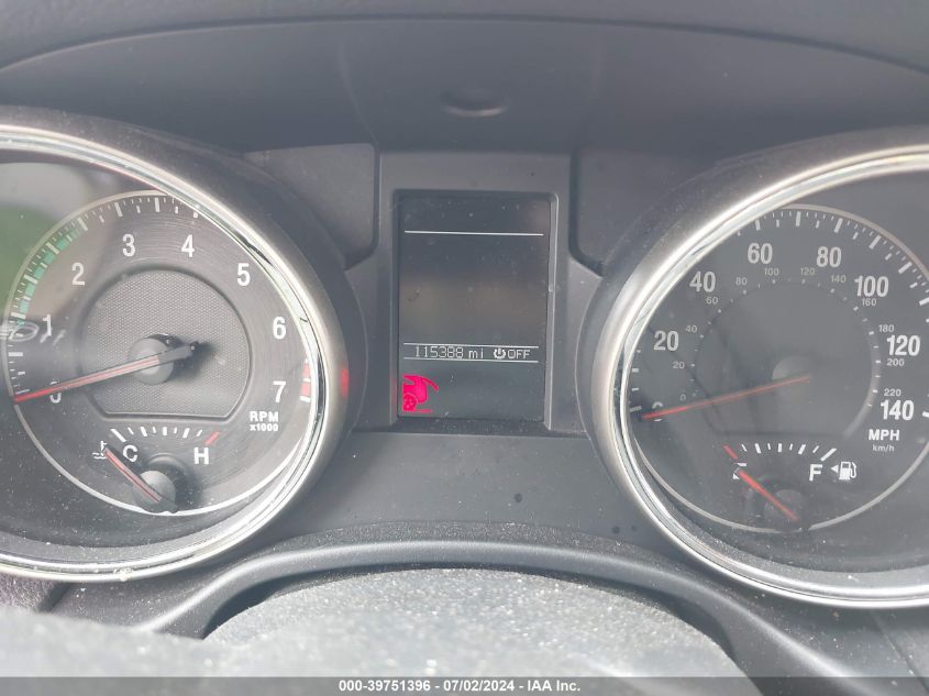 2011 Jeep Grand Cherokee Limited VIN: 1J4RR5GT8BC700872 Lot: 39751396