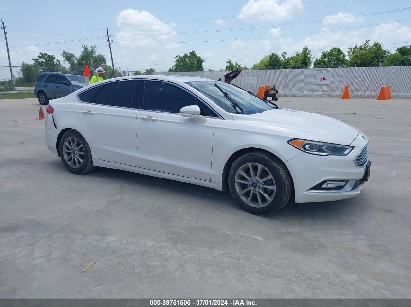 3FA6P0HD7HR140626 2017 FORD FUSION - Image 1