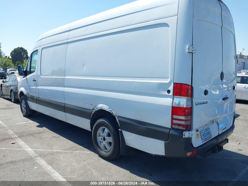 2010 Mercedes-Benz Sprinter Van 2500 High Roof VIN: WD3PE8CC8A5463412 Lot: 39751526