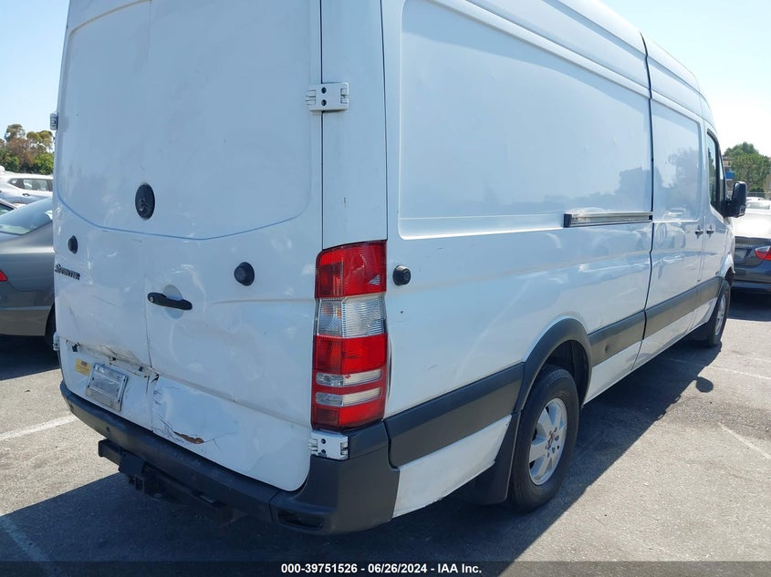 2010 Mercedes-Benz Sprinter Van 2500 High Roof VIN: WD3PE8CC8A5463412 Lot: 39751526