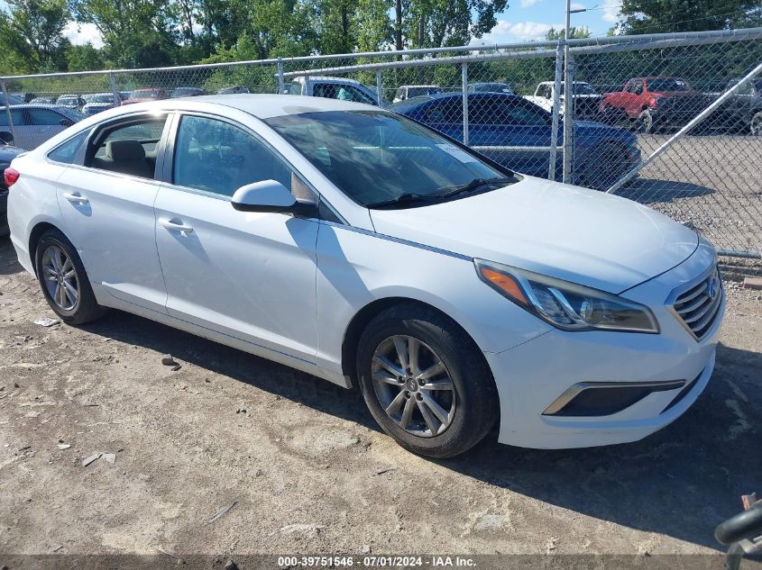 5NPE24AF7HH583126 2017 HYUNDAI SONATA - Image 1