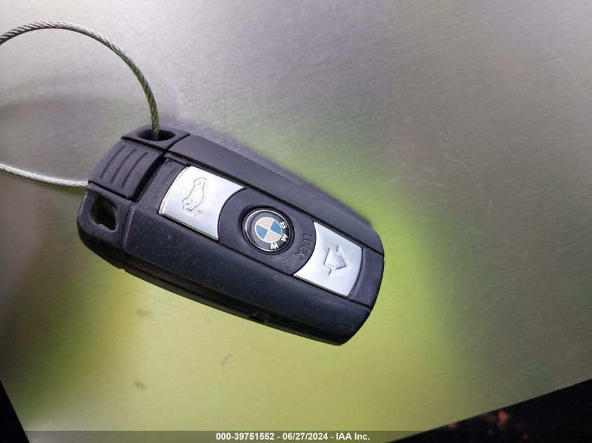 2010 BMW 328I xDrive VIN: WBAWV5C57AP082086 Lot: 39751552