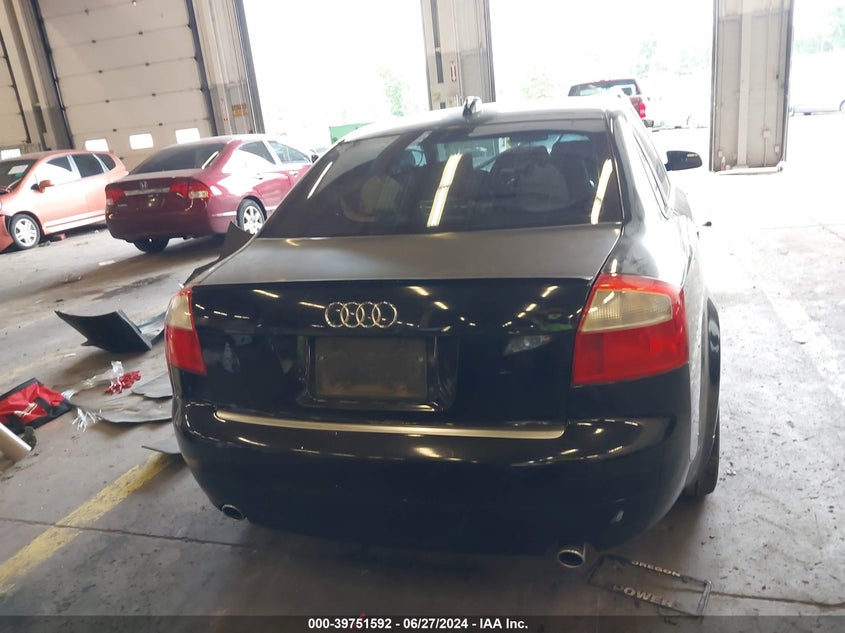 2004 Audi A4 1.8T Quattro VIN: WAULC68E54A250807 Lot: 39751592