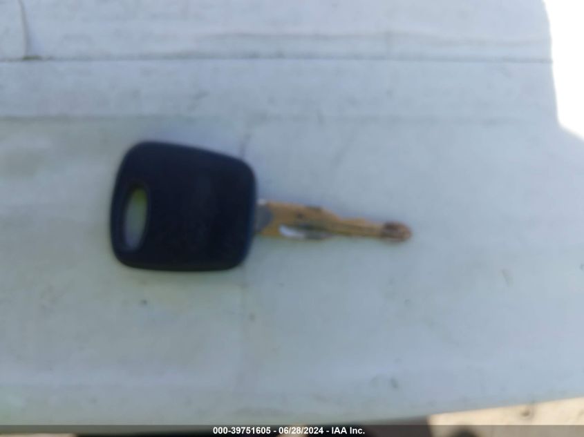 1998 Ford Explorer Sport VIN: 1FMYU24E0WUB91439 Lot: 39751605