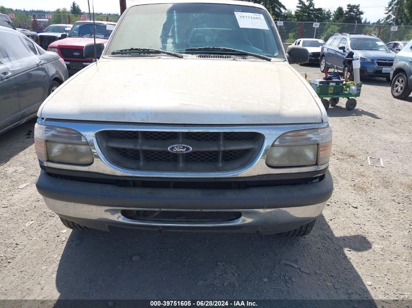 1998 Ford Explorer Sport VIN: 1FMYU24E0WUB91439 Lot: 39751605