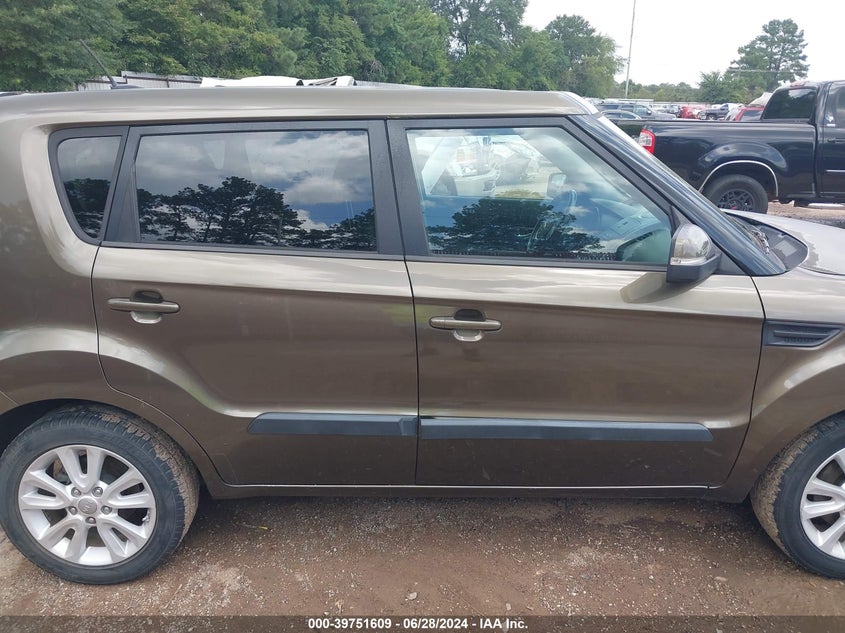 2013 Kia Soul + VIN: KNDJT2A68D7494566 Lot: 39751609