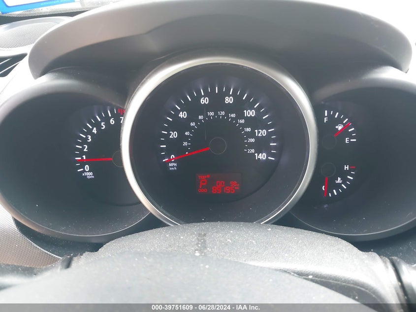 2013 Kia Soul + VIN: KNDJT2A68D7494566 Lot: 39751609