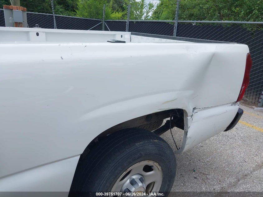 2003 Chevrolet Silverado 1500 Work Truck VIN: 1GCEC14X93Z299286 Lot: 39751707