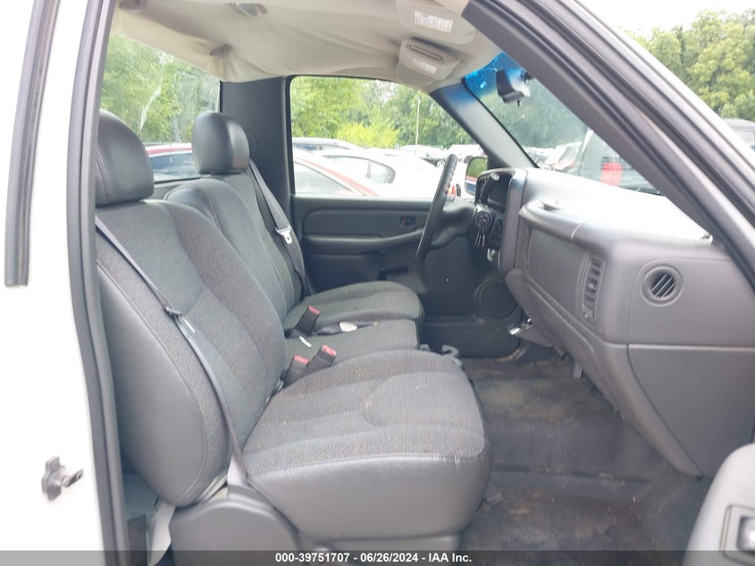 2003 Chevrolet Silverado 1500 Work Truck VIN: 1GCEC14X93Z299286 Lot: 39751707