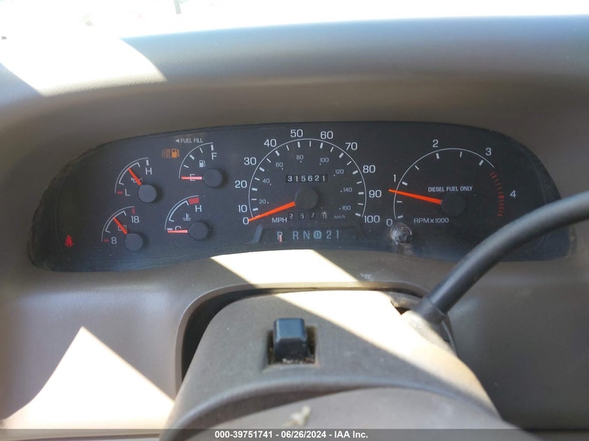 2001 Ford F-250 Lariat/Xl/Xlt VIN: 1FTNW21FX1EA02135 Lot: 39751741