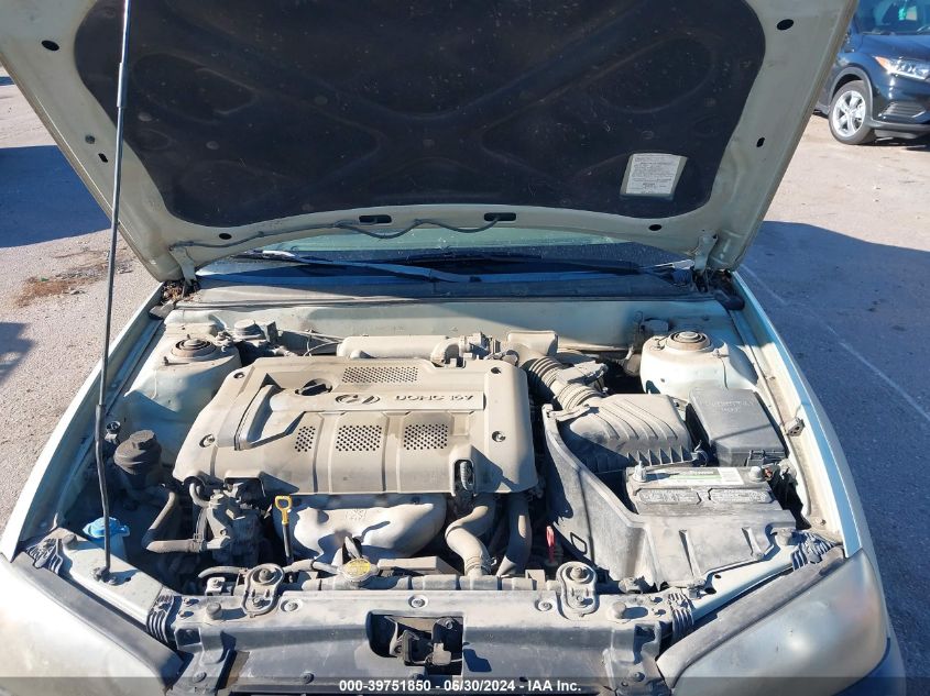 2004 Hyundai Elantra Gls/Gt VIN: KMHDN46D34U875524 Lot: 39751850