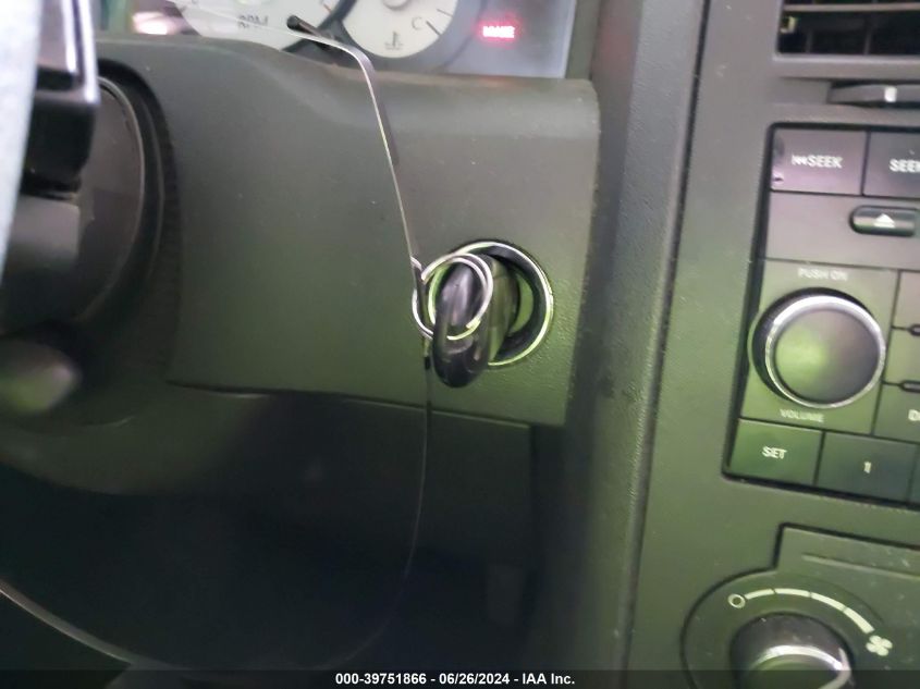 2008 Chrysler 300 Lx VIN: 2C3KA43R18H164277 Lot: 39751866