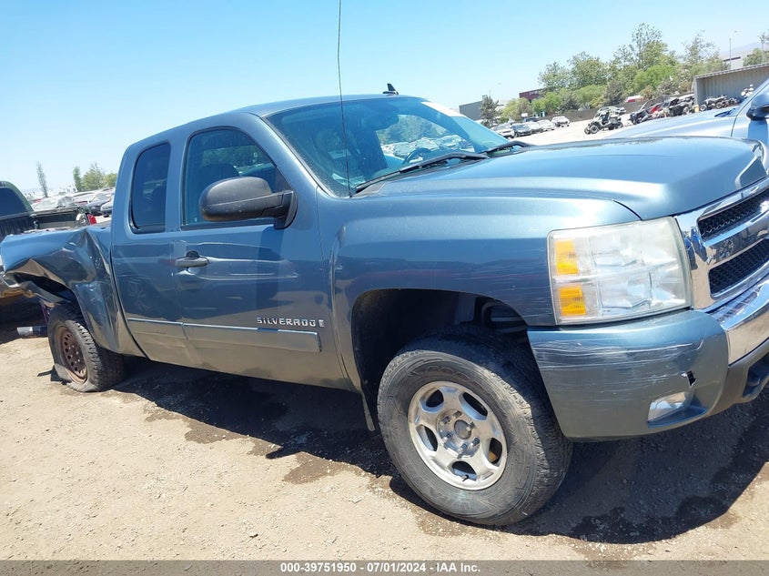 2008 Chevrolet Silverado 1500 Lt1 VIN: 2GCEK19J881309345 Lot: 39751950