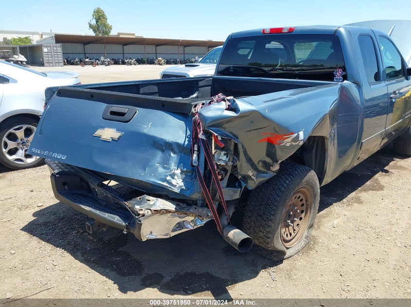 2008 Chevrolet Silverado 1500 Lt1 VIN: 2GCEK19J881309345 Lot: 39751950