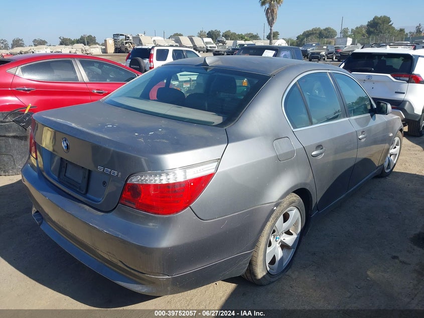 2008 BMW 528I VIN: WBANU53598CT03834 Lot: 39752057