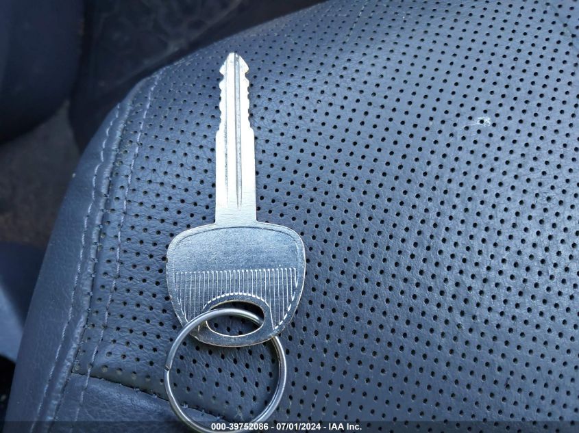 2005 Hyundai Tucson Gls/Lx VIN: KM8JN72D95U073751 Lot: 39752086