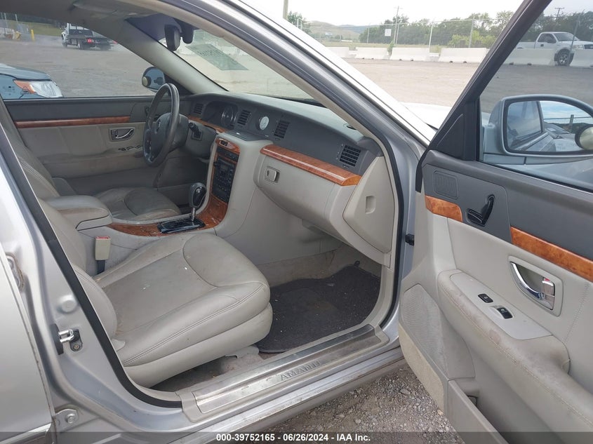 2006 Kia Amanti VIN: KNALD124965099126 Lot: 39752165