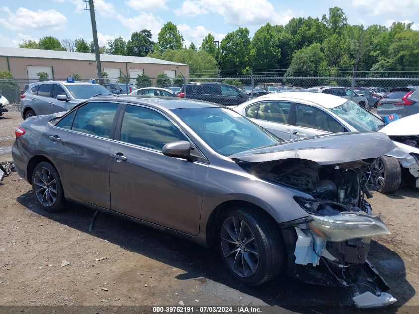 4T1BF1FK0FU003225 2015 TOYOTA CAMRY - Image 1