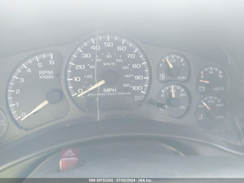 2001 Chevrolet Suburban 1500 Ls VIN: 3GNEC16T81G232080 Lot: 39752202