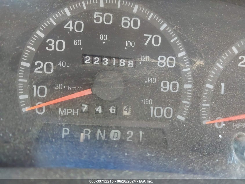 1998 Ford F-250 Lariat/Standard/Xl/Xlt VIN: 1FTRX27L3WNA20625 Lot: 39752215