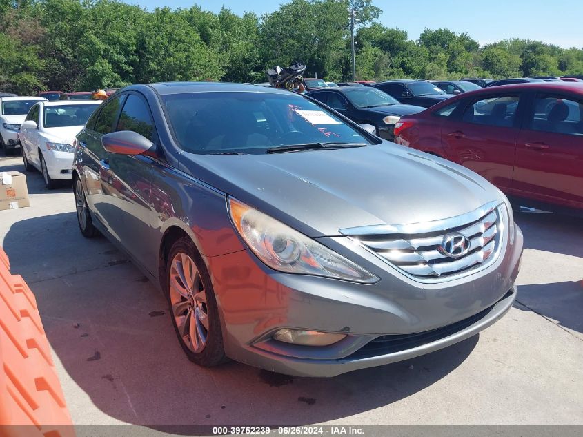 5NPEC4AC2DH576694 2013 Hyundai Sonata Se