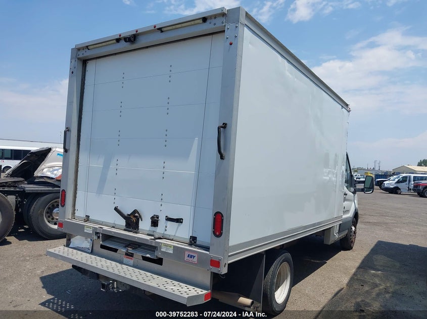 VIN 1FDBF8ZM6JKA65917 2018 FORD TRANSIT-350 CAB
